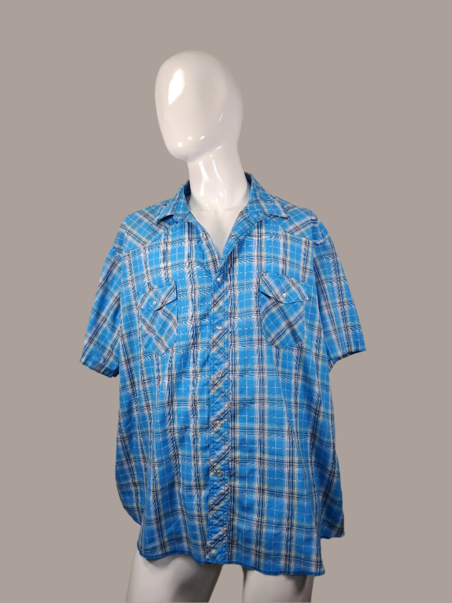 Wrangler Blue Plaid Light Weight Pearl Snap Shirt