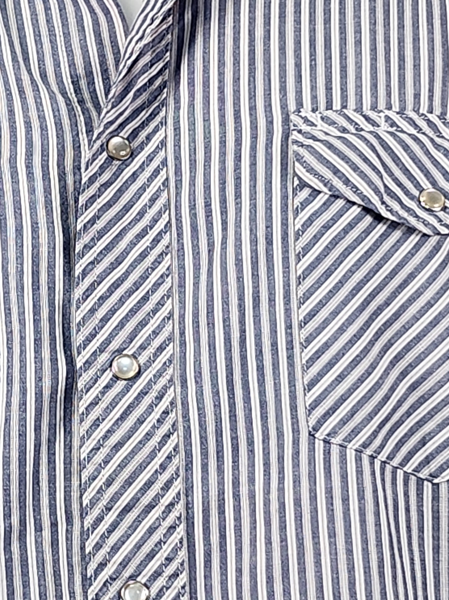 Vintage Light Weight Striped Wrangler Pearl Snap Shirt