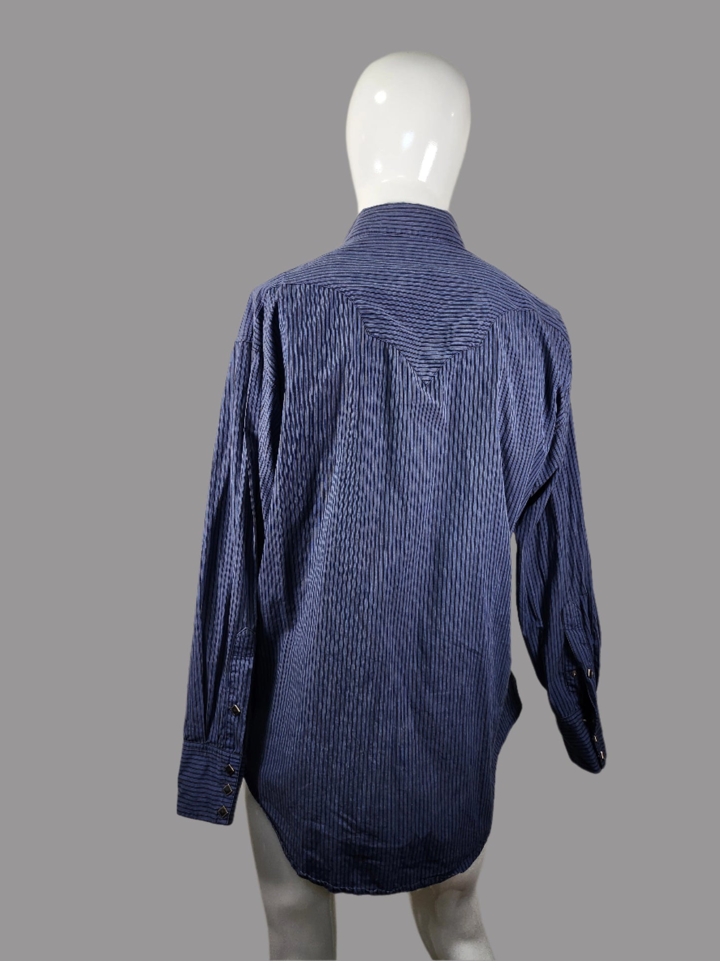Rockmount Ranch Wear Black Diamond Snap Sawtooth